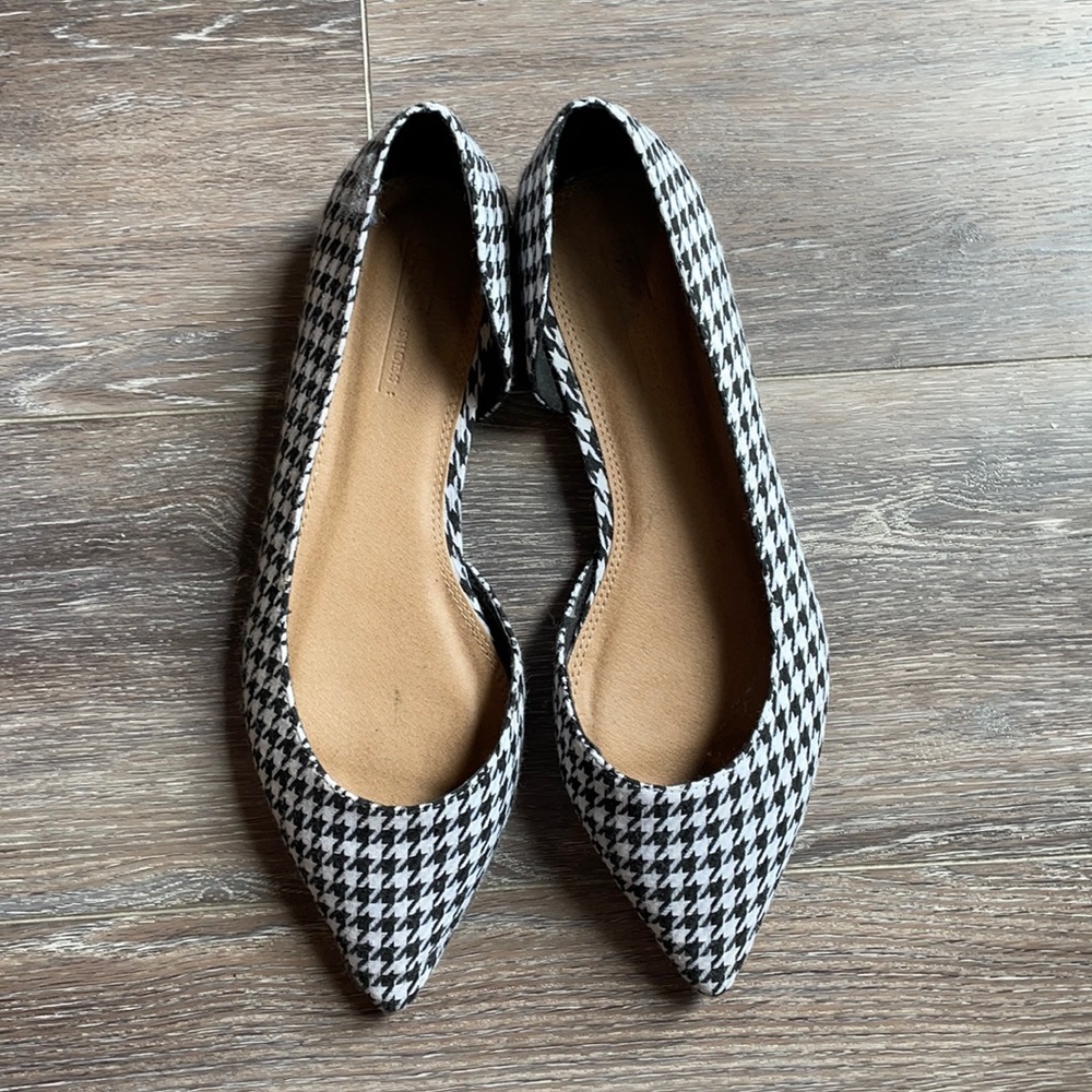Houndstooth Pointed Ballet Flats